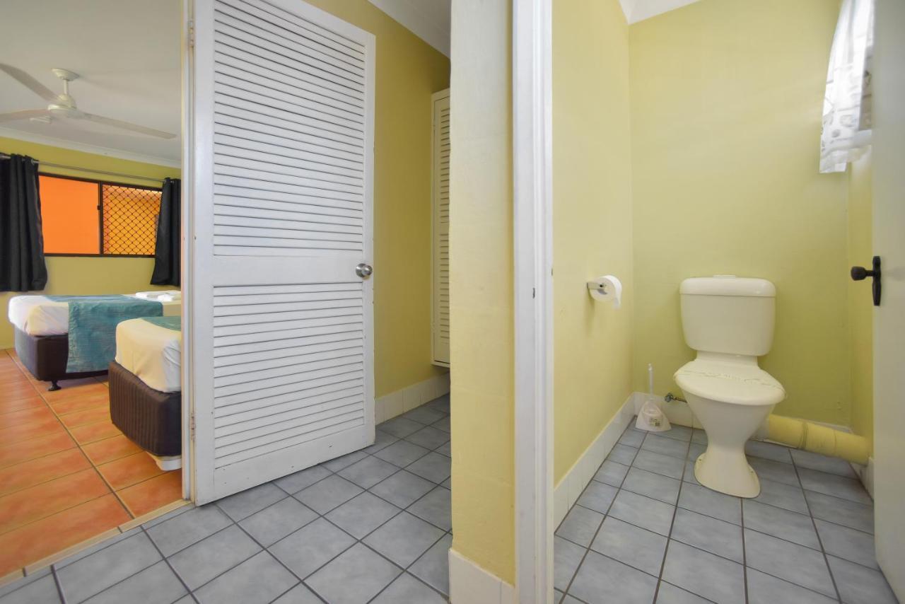 Adobe Motel Cairns Bagian luar foto